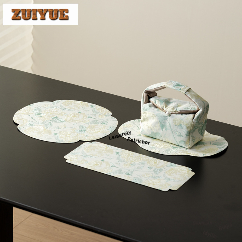 Tappetini da tè con ricamo in  - Embroidery Rose recensione e prezzo